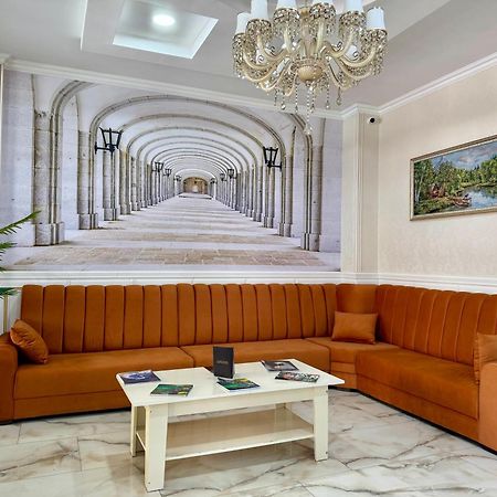 Maris Hotel Баку Экстерьер фото