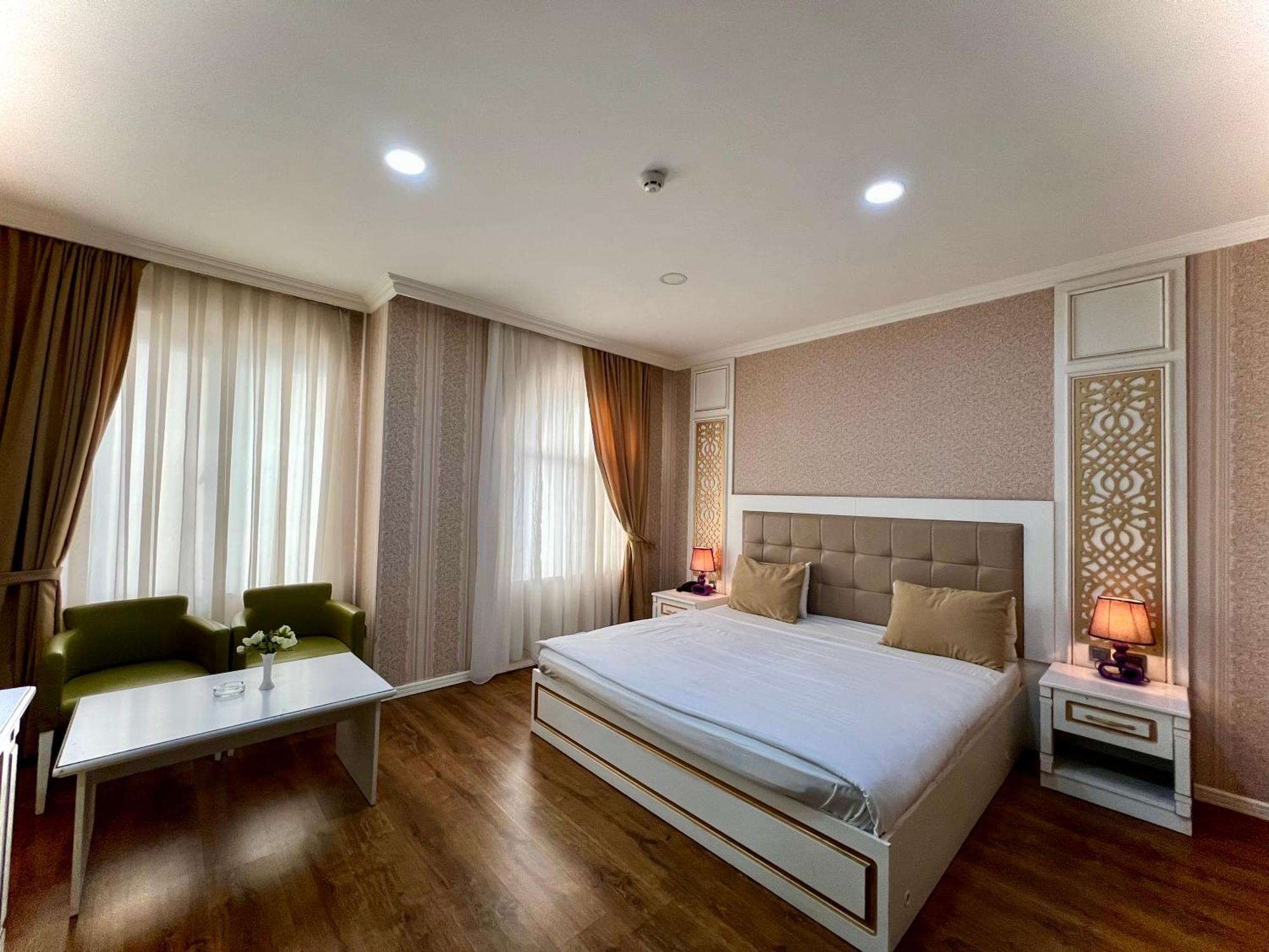 Maris Hotel Баку Экстерьер фото