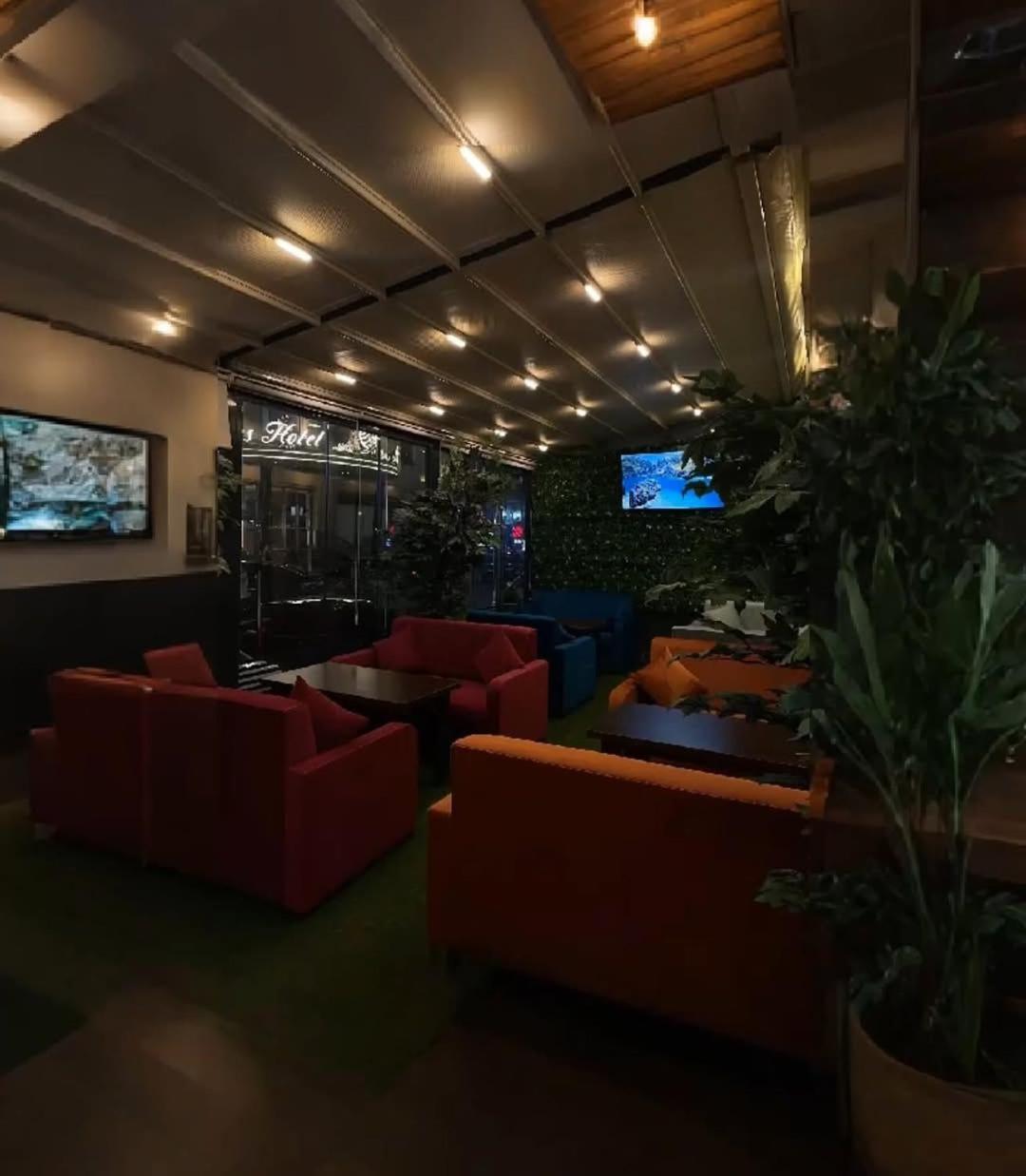 Maris Hotel Баку Экстерьер фото