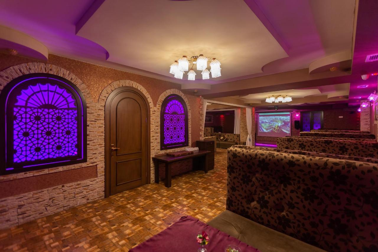 Maris Hotel Баку Экстерьер фото